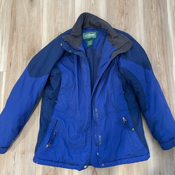 LL Bean jacket - Picture 1 of 8